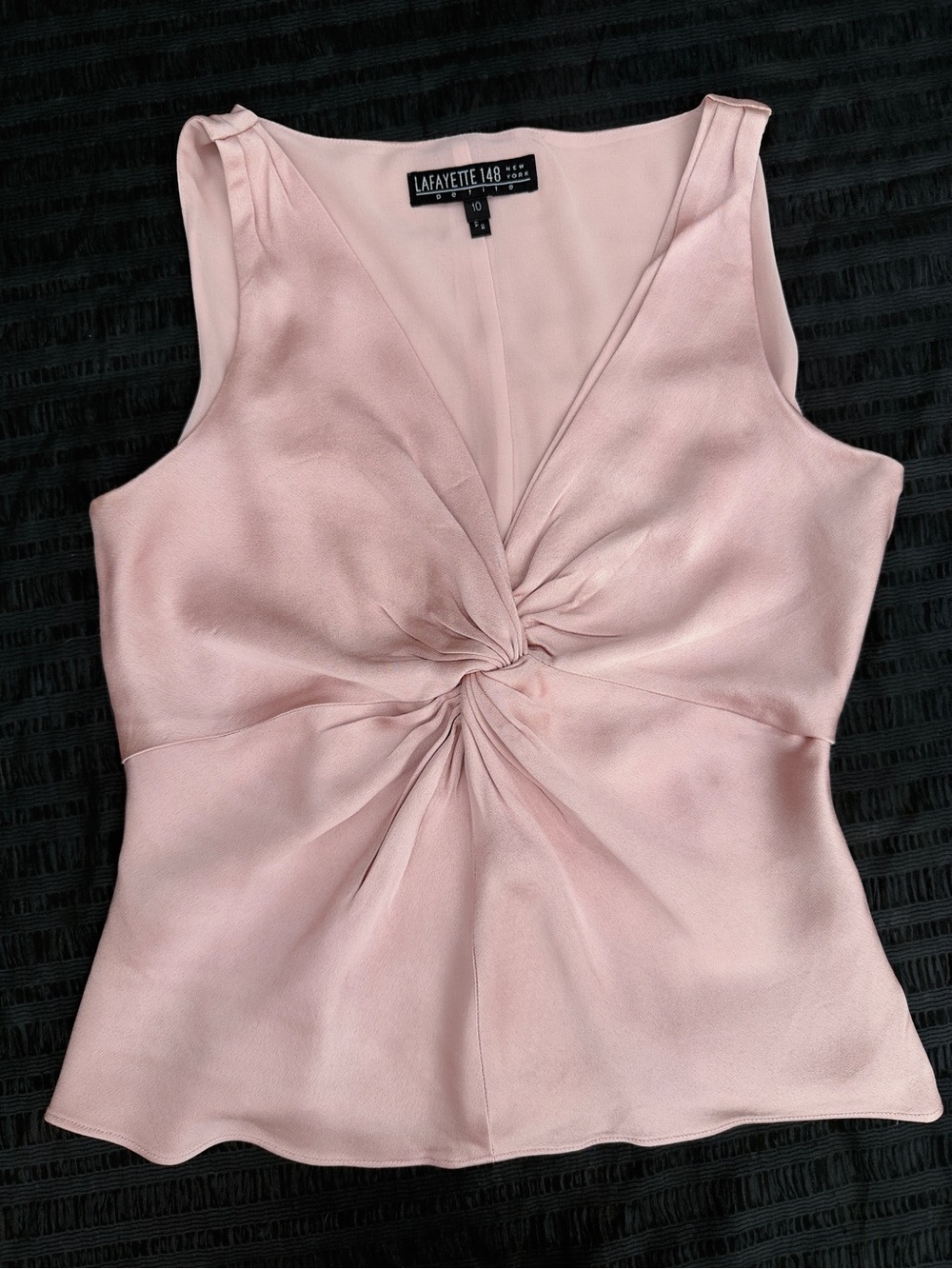 Lafayette 148 New York Soft Pale Pink Twist-Front Sleeveless Pettit Top